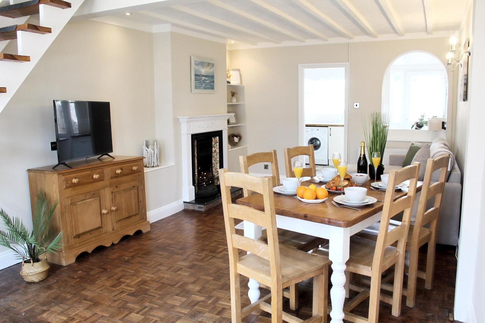 ווסט מרסי Cosy Cottage In Mersea - Walking Distance To Beach And Town מראה חיצוני תמונה